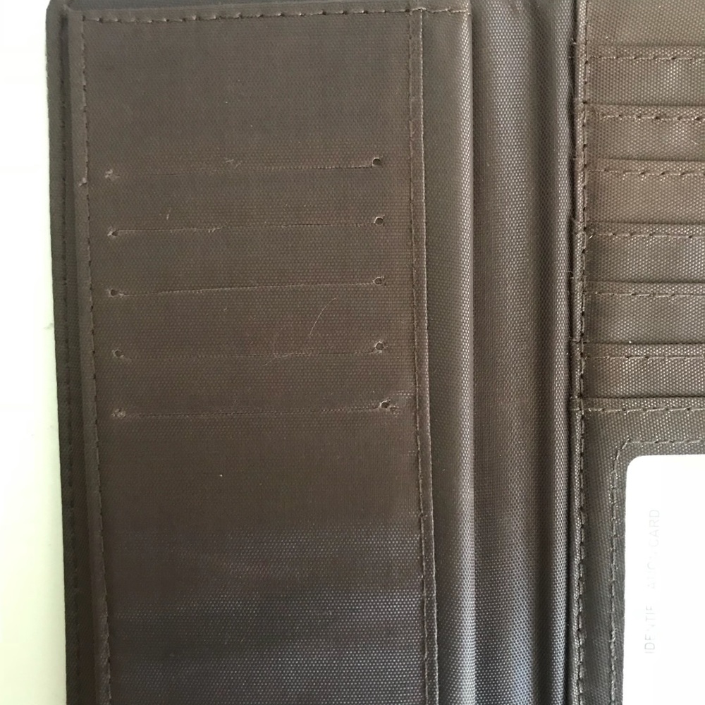 GUESS Snap Closure Wallet - Picture 6 of 7